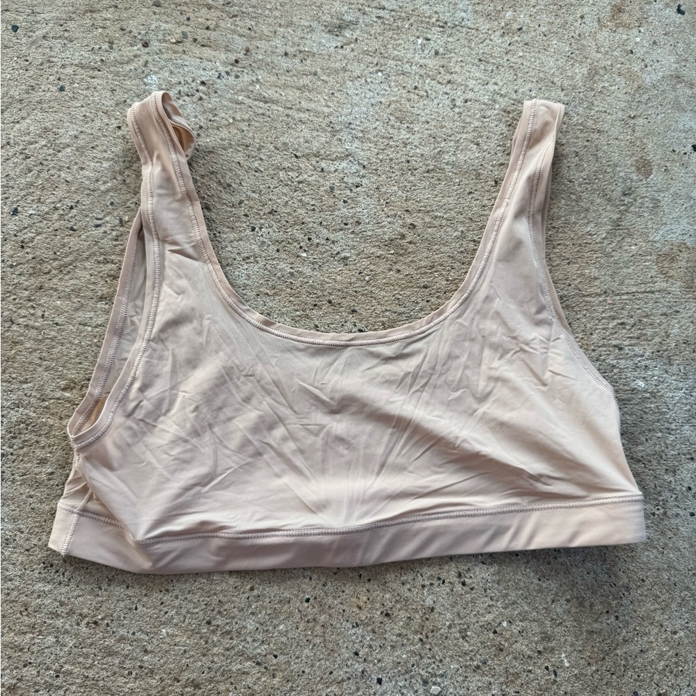 NWOT Skims nude bralette size medium